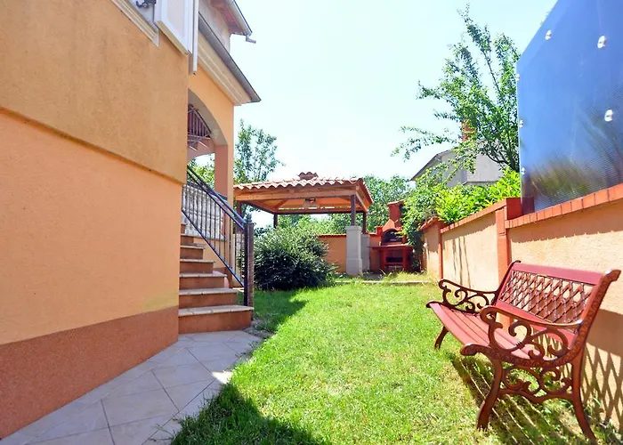 Suitable Summer Apartman